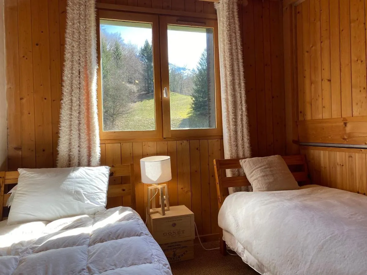 Chalet Savoyard Avec Cheminee Et Parking A Samoens - Fr-1-624-80